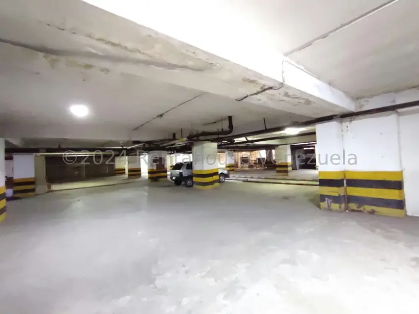 Comercial (Oficina) en Venta en Zona Centro, Aragua - 25