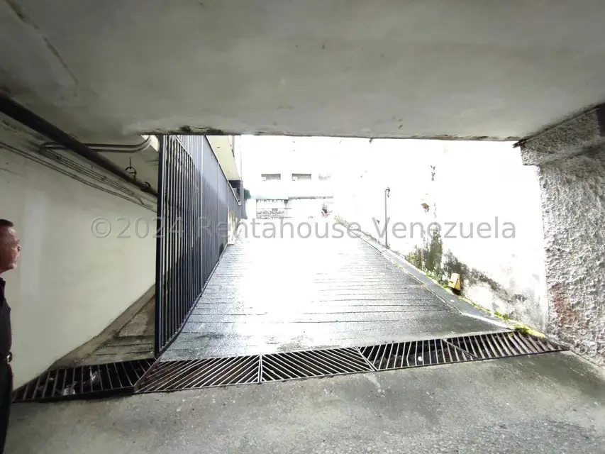Comercial (Oficina) en Venta en Zona Centro, Aragua - 27