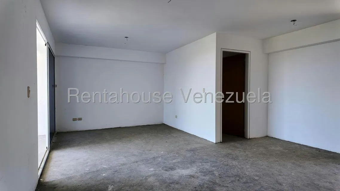 Apartamento (1 Nivel) en Venta en Oripoto, Distrito Metropolitano - 2