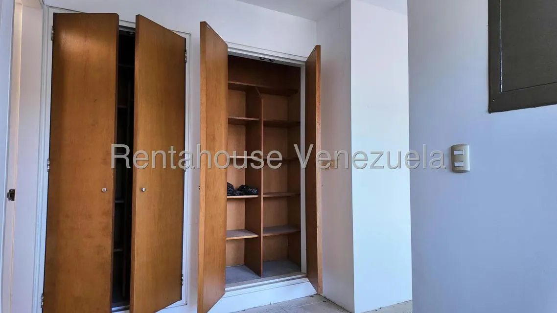 Apartamento (1 Nivel) en Venta en Oripoto, Distrito Metropolitano - 13