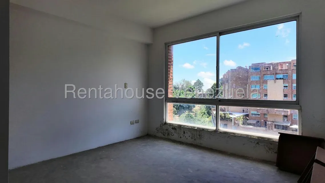 Apartamento (1 Nivel) en Venta en Oripoto, Distrito Metropolitano - 24