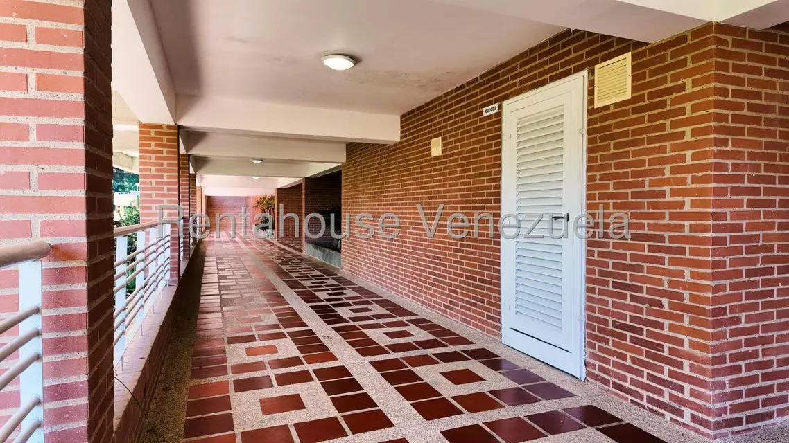 Apartamento (1 Nivel) en Venta en Oripoto, Distrito Metropolitano - 33