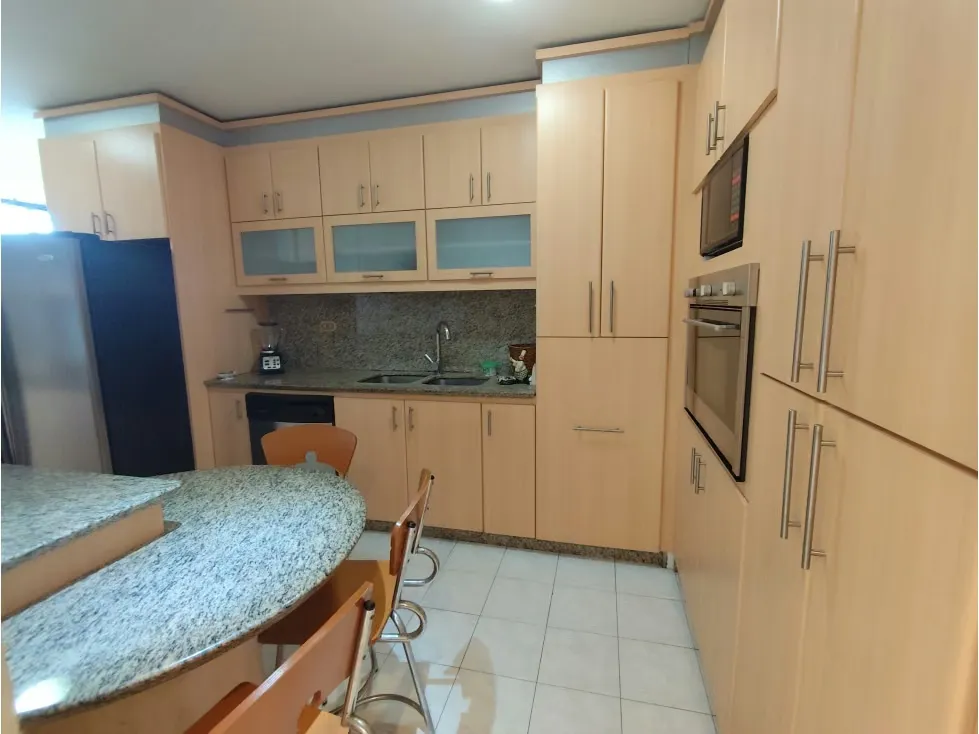 Se vende apartamento 180m2 Urbanización Miranda 6723 - 11