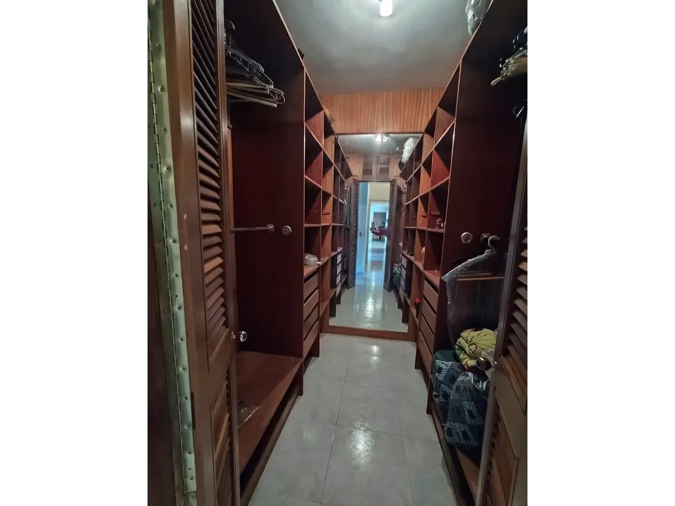 Se vende apartamento 180m2 Urbanización Miranda 6723 - 28