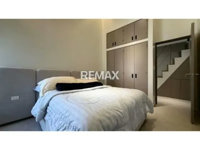 En Venta PH Santa Fe Norte 200m², calle cerrada. 4H+3B+2P - 14