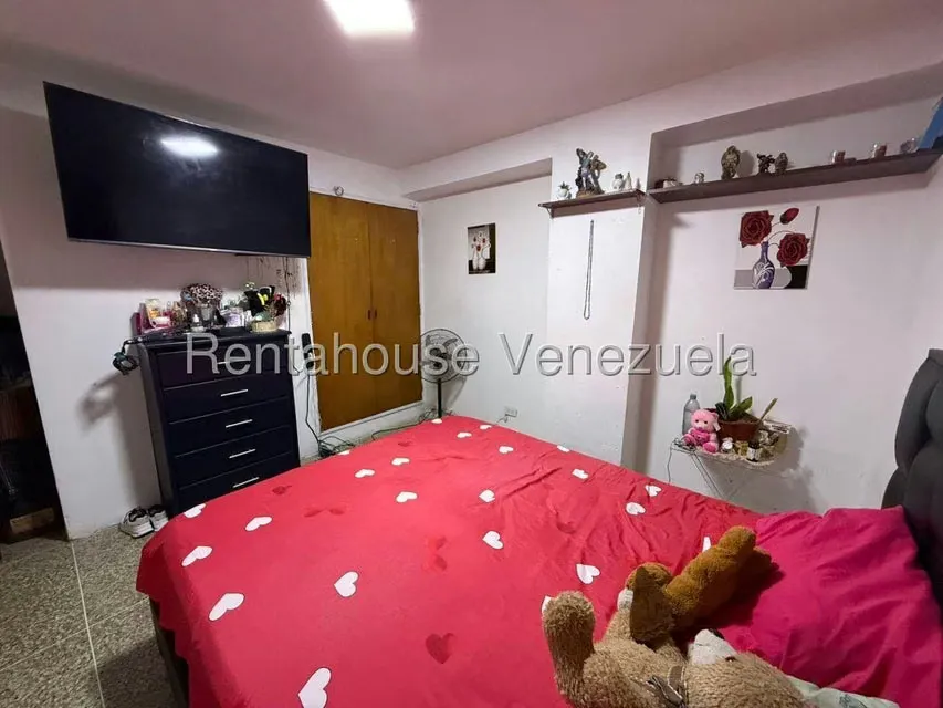 Apartamento (1 Nivel) en Venta en Parroquia Altagracia, Distrito Metropolitano - 11