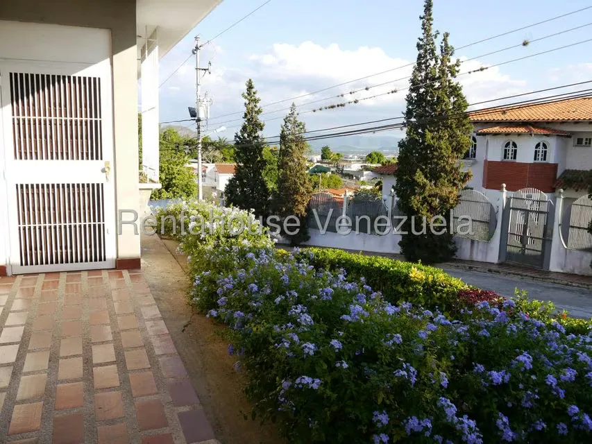 Casa (Duplex) en Venta en Colinas De Santa Rosa, Lara - 2