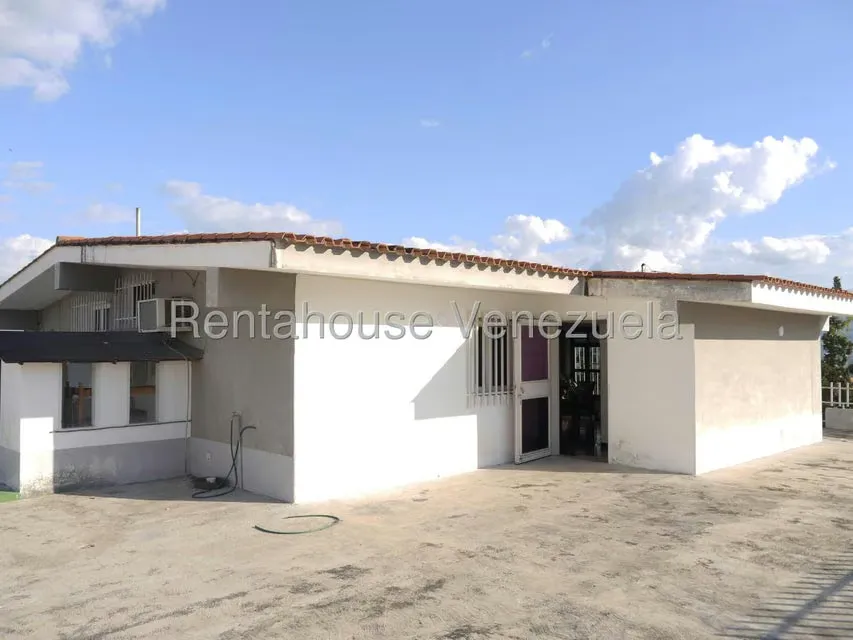 Casa (Duplex) en Venta en Colinas De Santa Rosa, Lara - 38