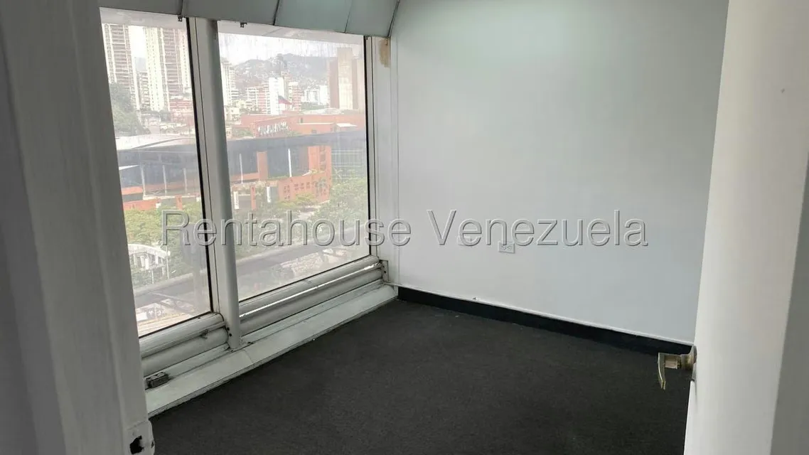 Oficina en Alquiler en Sabana Grande, Distrito Metropolitano - 10