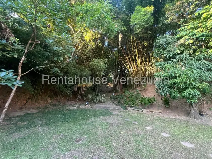 Casa (1 Nivel) en Venta en Los Geranios, Distrito Metropolitano - 20