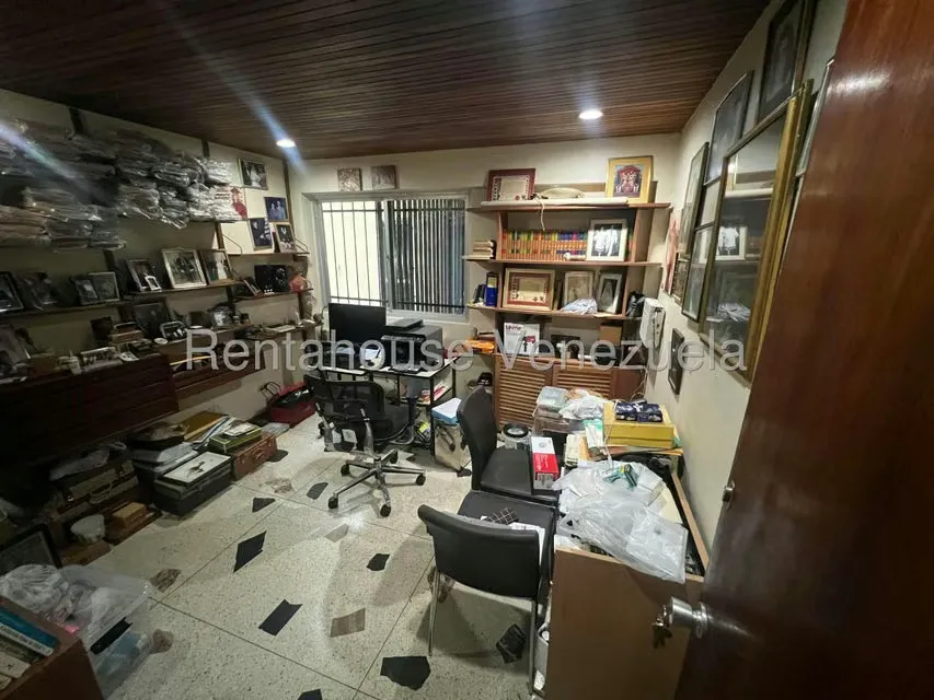 Casa (1 Nivel) en Venta en Los Geranios, Distrito Metropolitano - 30
