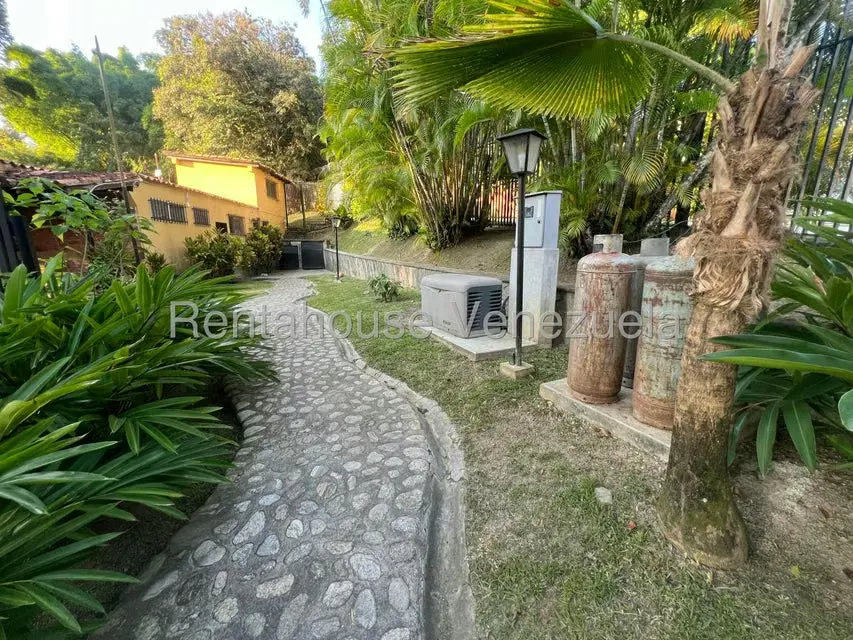 Casa (1 Nivel) en Venta en Los Geranios, Distrito Metropolitano - 6