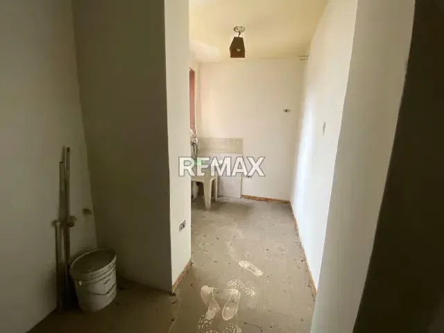 Edificio en Venta en la Urbanización los Chaguaramos - 18