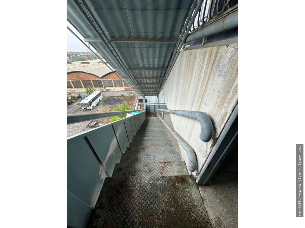 ZONA INDUSTRIAL EL MARQUEZ GUATIRE PISO INDUSTRIAL EN VENTA - 28
