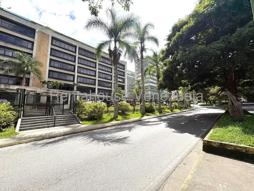 Comercial (Oficina) en Alquiler en La Lagunita Country Club, Distrito Metropolitano