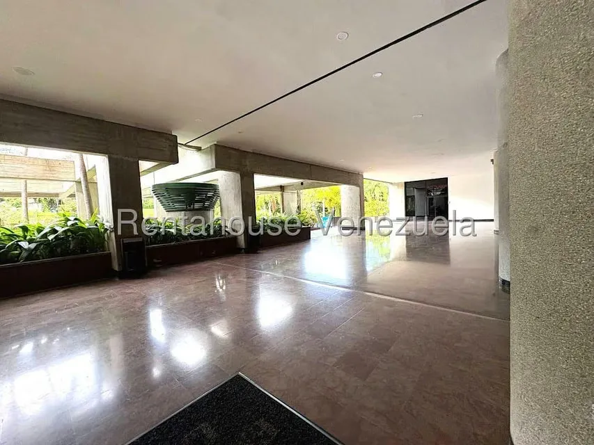 Comercial (Oficina) en Alquiler en La Lagunita Country Club, Distrito Metropolitano - 23