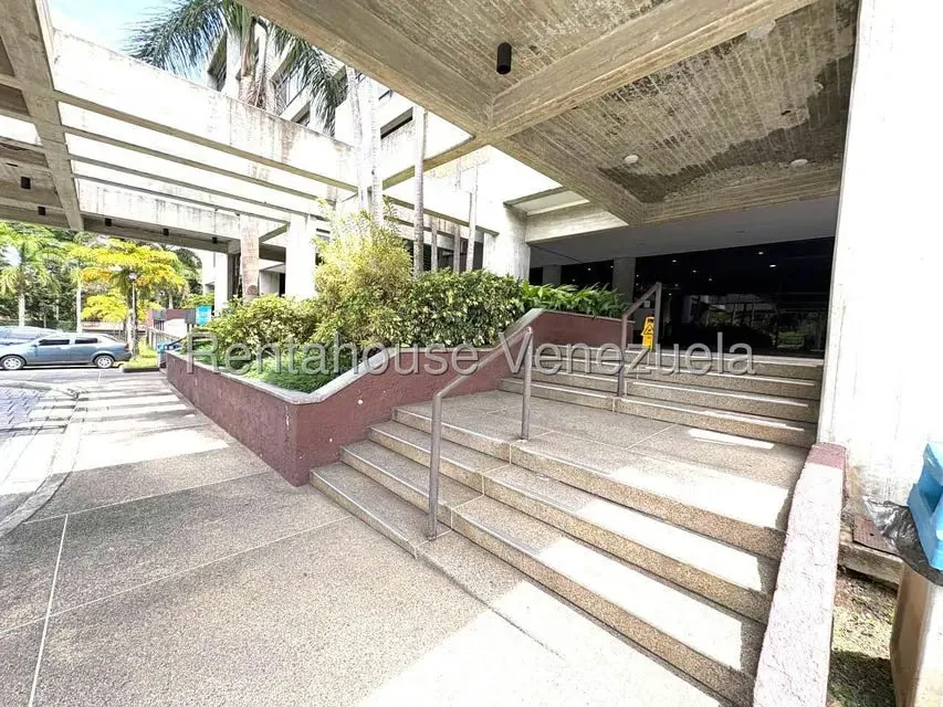 Comercial (Oficina) en Alquiler en La Lagunita Country Club, Distrito Metropolitano - 25