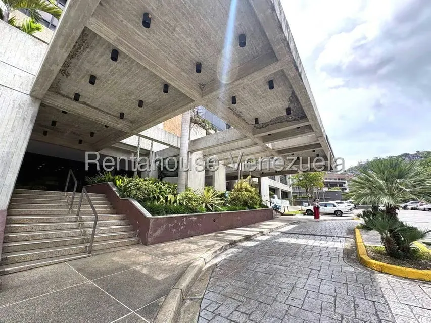 Comercial (Oficina) en Alquiler en La Lagunita Country Club, Distrito Metropolitano - 33