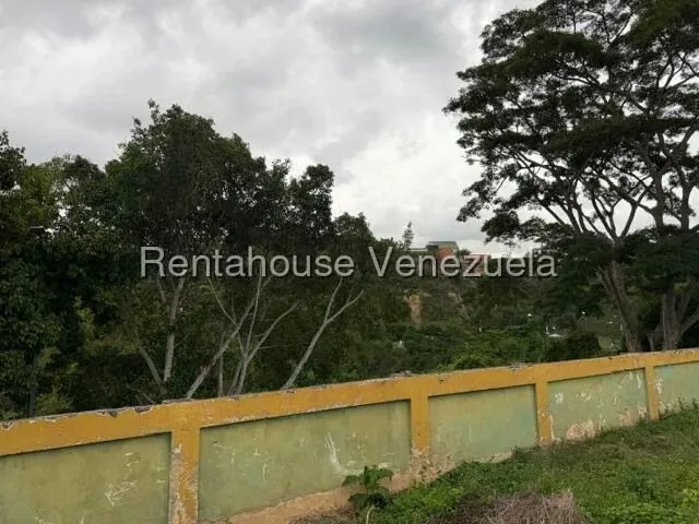 Terreno (Residencial) en Venta en Prados del Este, Distrito Metropolitano - 5
