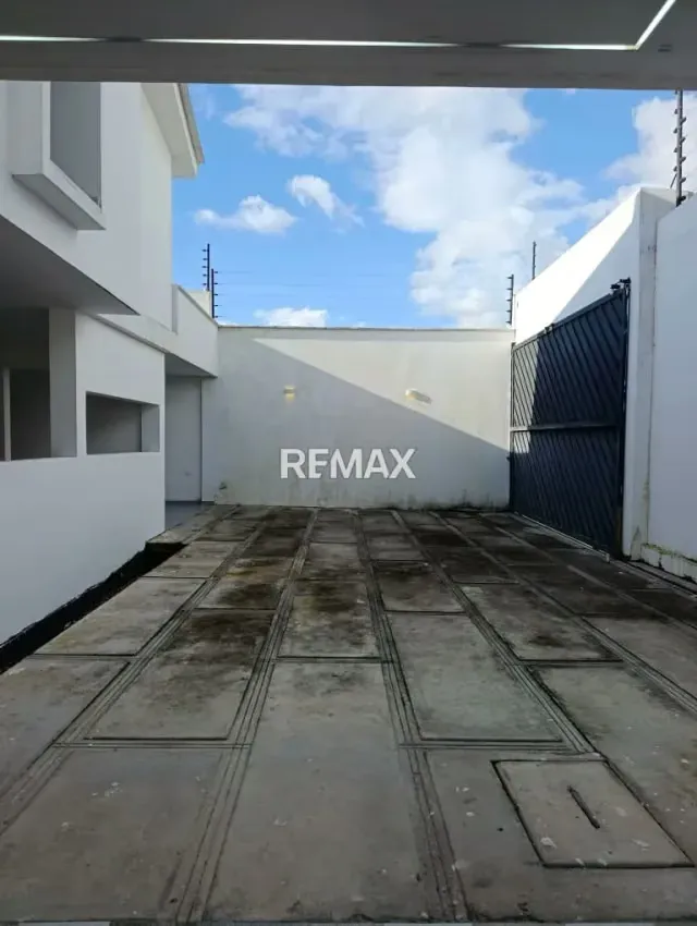 Espectacular Casa a Estrenar a Pie de Calle en Colinas de Antajaru - 17