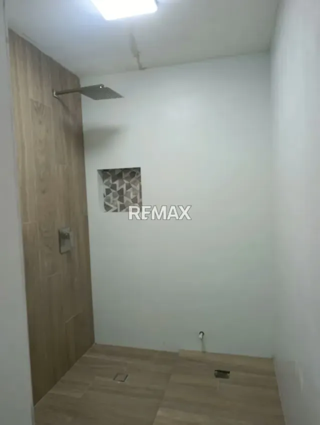 Espectacular Casa a Estrenar a Pie de Calle en Colinas de Antajaru - 8