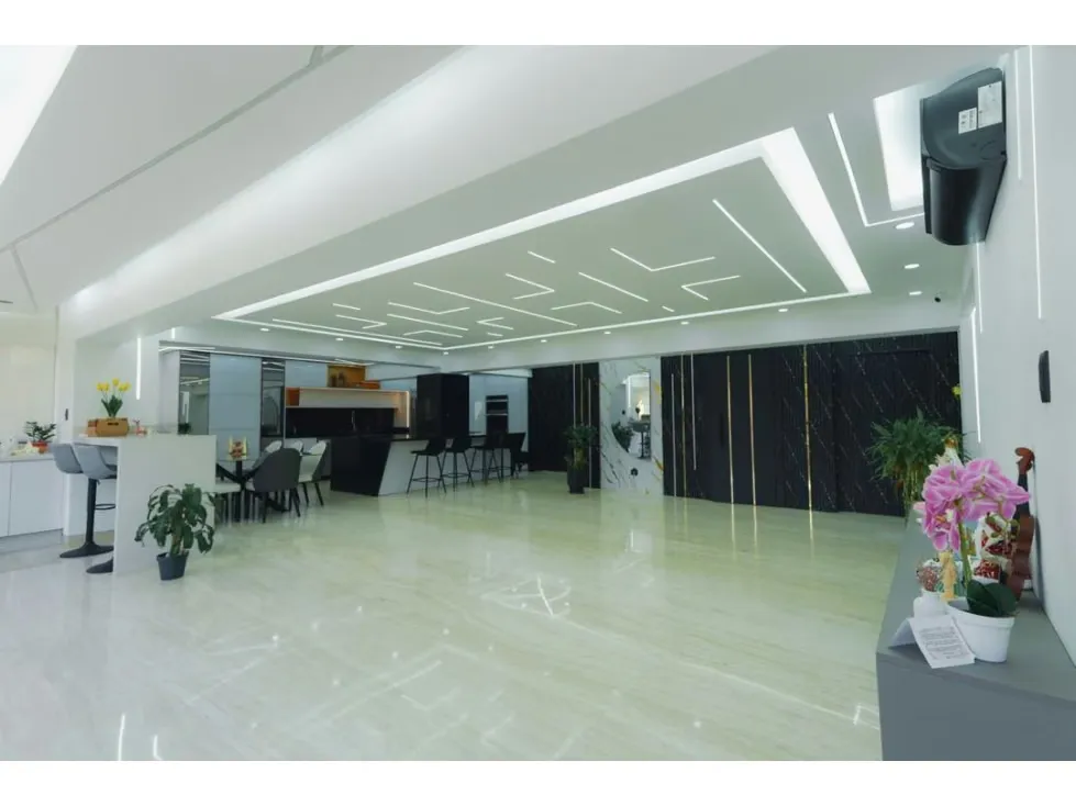 Apartamento remodelado en las mercedes de 230mts calle la cinta - 12