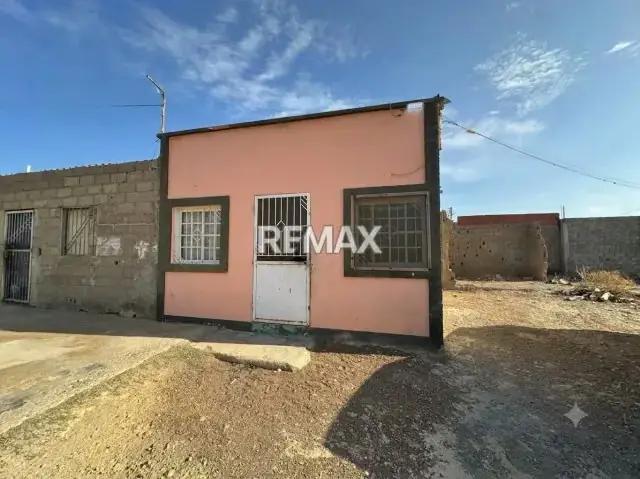 Casa en Venta, Sector Universitario.