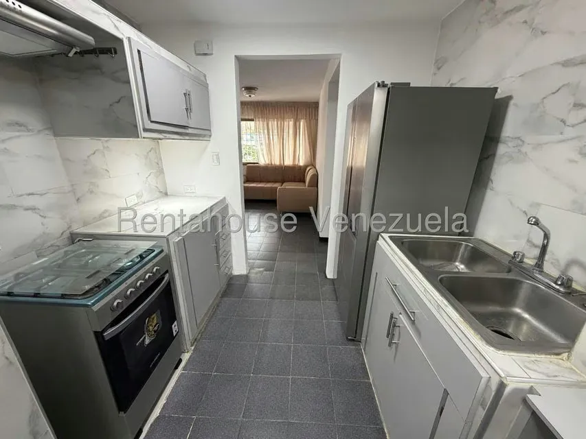 Apartamento (1 Nivel) en Venta en Caricuao, Distrito Metropolitano - 5