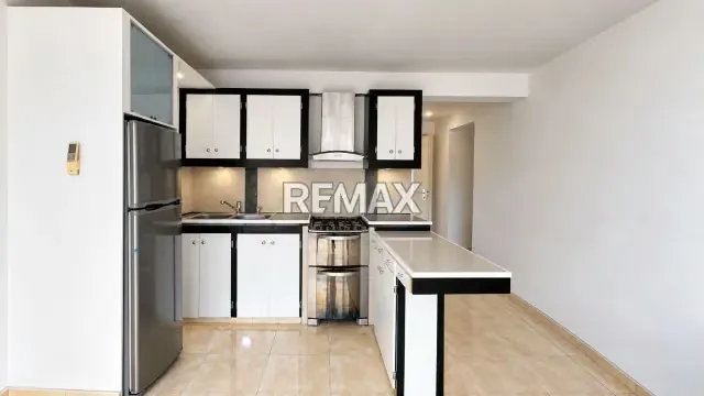Apartamento en Alquiler en San Bernardino, Caracas - 2