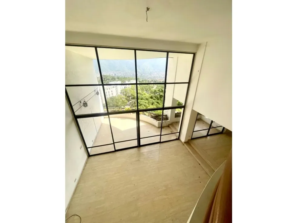 Vendo apartamento duplex 400m2 4h/5b/4p Lomas de San Román 6915 - 6