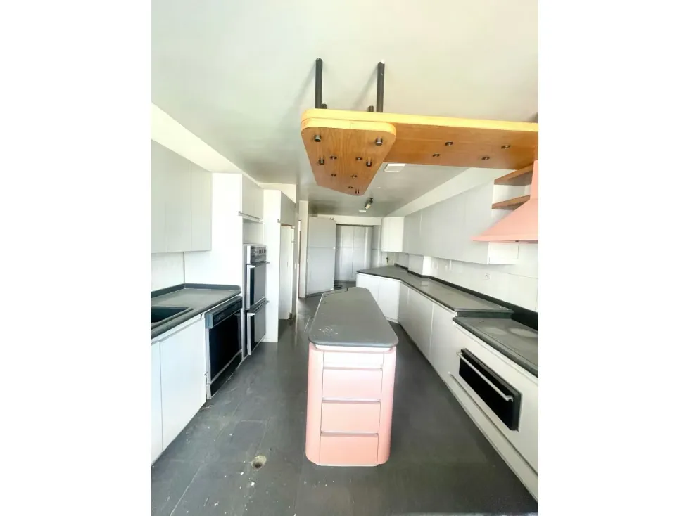 Vendo apartamento duplex 400m2 4h/5b/4p Lomas de San Román 6915 - 7