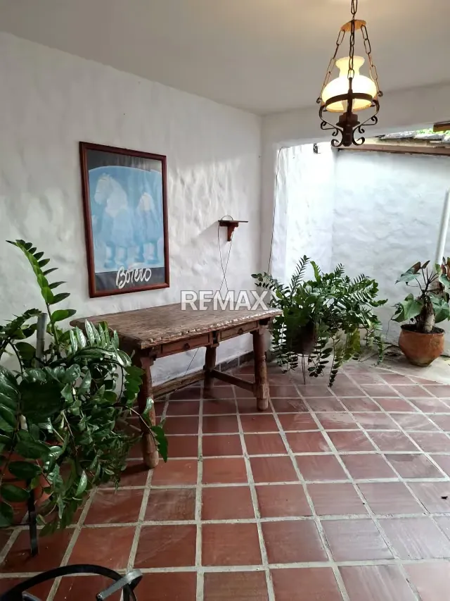 En Alquiler casa de dos plantas Urb Ribereña I, cerca a la salida de la Ribereña y parque negrura - 6