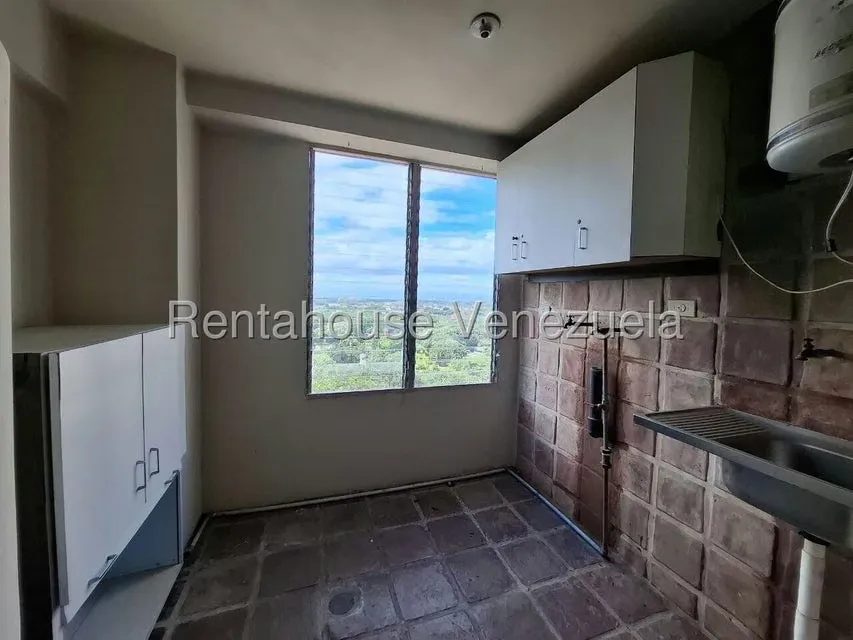 Apartamento (Multiples Niveles) en Venta en El Limon, Aragua - 24