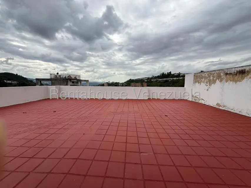 Apartamento (Duplex) en Venta en El Cigarral, Distrito Metropolitano - 25