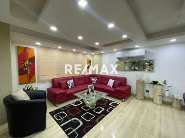 Townhouse en Venta en Los Aleros Guataparo - 3
