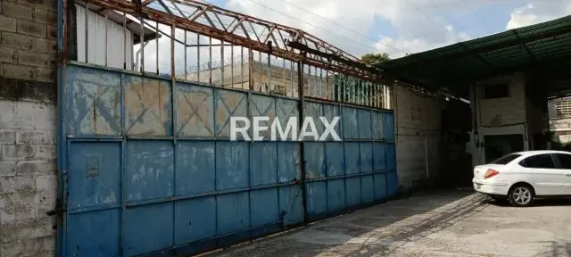 GALPON EN VENTA CALLE LAS AMERICAS
