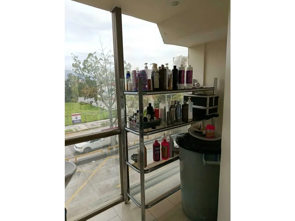 Vendo local comercial 42m2 Lomas de la Lagunita 9099 - 16