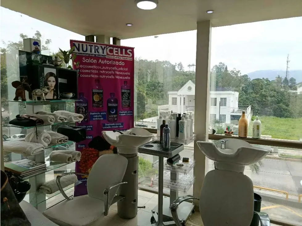 Vendo local comercial 42m2 Lomas de la Lagunita 9099 - 17