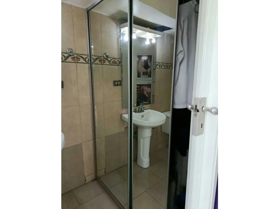 Vendo local comercial 42m2 Lomas de la Lagunita 9099 - 19