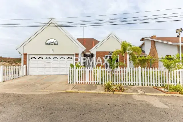 Moderna Casa en venta enUrb. Richmond a estrenar - 19
