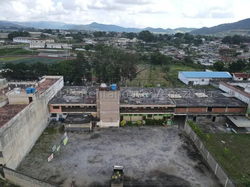 Comercial (Edificio) en Venta en Zona Turistica San Vicente, Yaracuy - 42