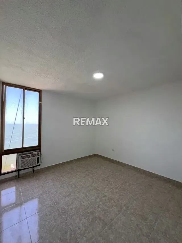 Apartamento en Edif. Isla Dorada - 8
