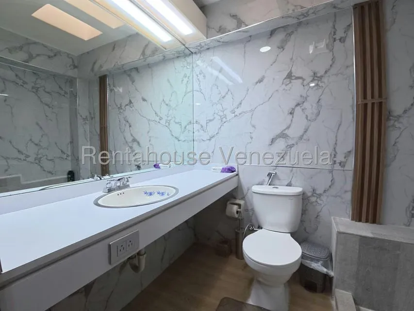 Apartamento (1 Nivel) en Venta en Los Caobos, Distrito Metropolitano - 34