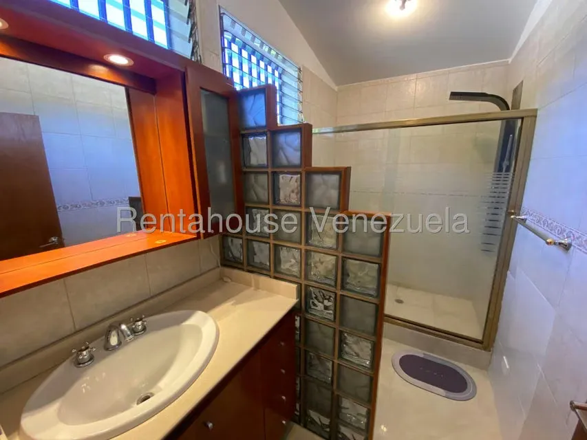 Casa (Duplex) en Venta en Macaracuay, Distrito Metropolitano - 20
