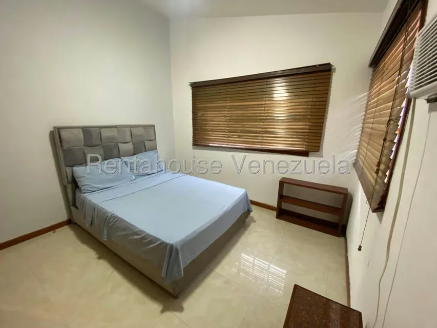 Casa (Duplex) en Venta en Macaracuay, Distrito Metropolitano - 22