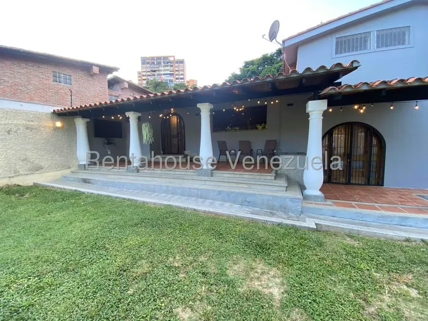 Casa (Duplex) en Venta en Macaracuay, Distrito Metropolitano - 33