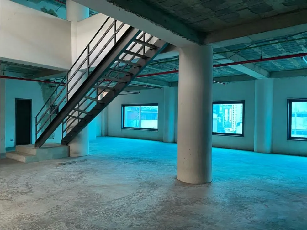 Se vende edificio comercial 3718m2 El Recreo 4890 - 12