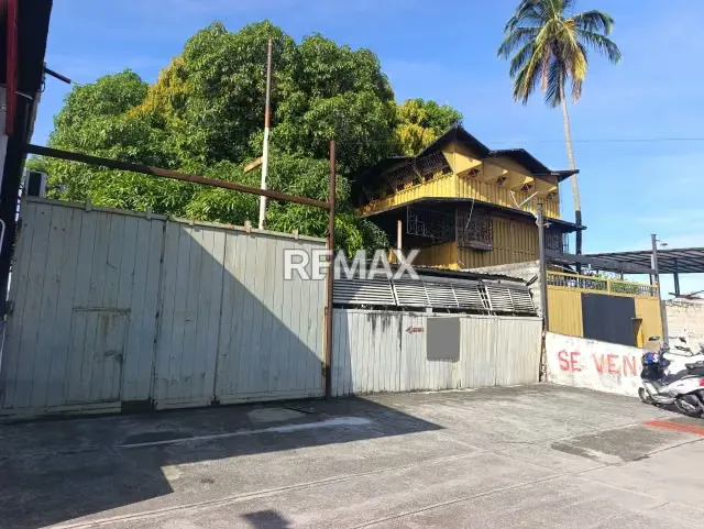 Quieres 1300 Metros de Terreno en Acarigua en la Zona Industrial. - 2