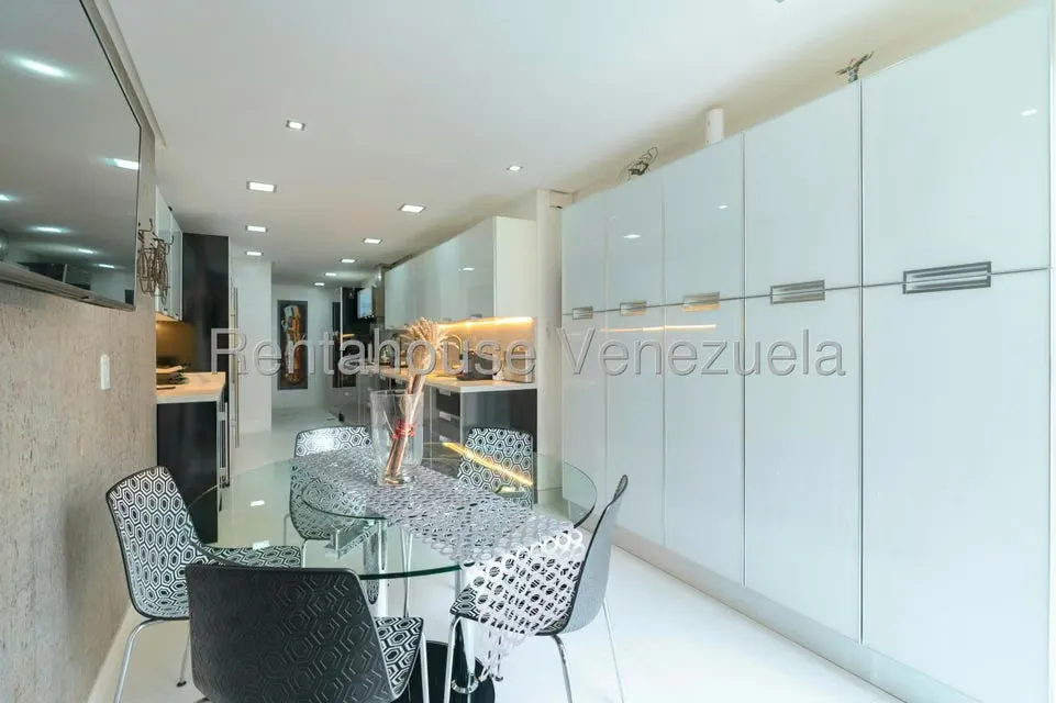 Apartamento (1 Nivel) en Venta en Lomas de Las Mercedes, Distrito Metropolitano - 19