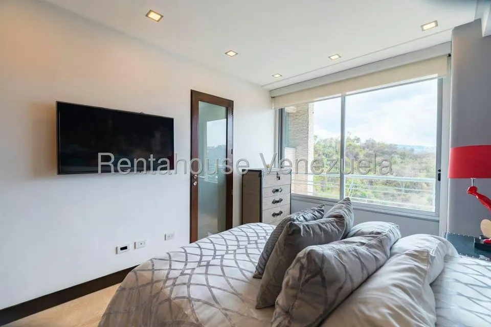Apartamento (1 Nivel) en Venta en Lomas de Las Mercedes, Distrito Metropolitano - 32